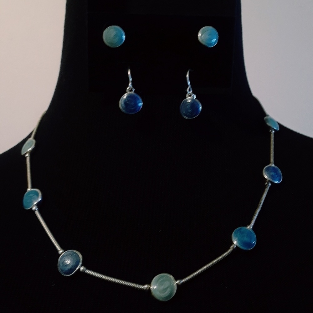 Triple Colored Necklace & Earrings Set